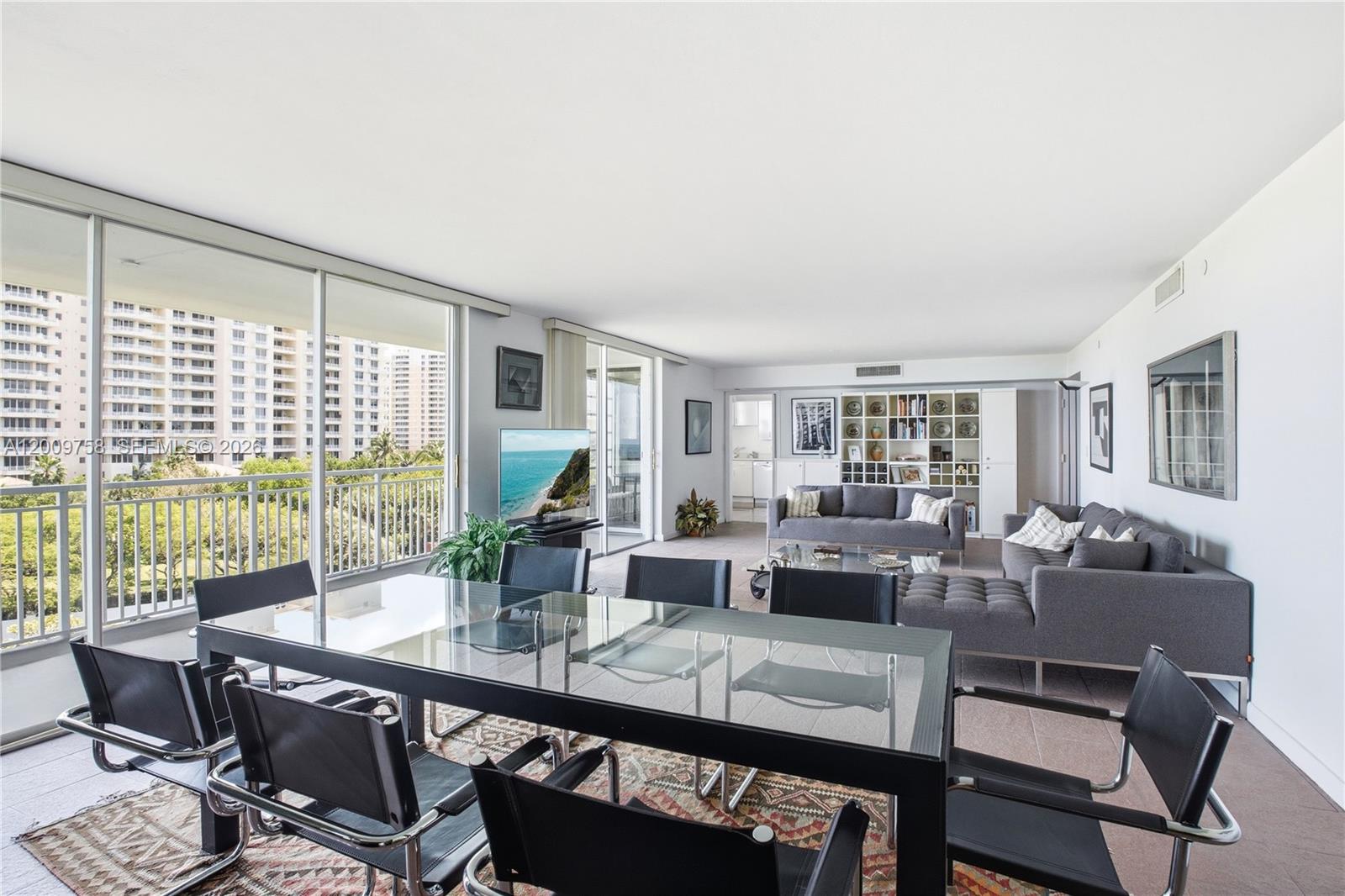 605 Ocean Dr #7L Key Biscayne, FL 33149