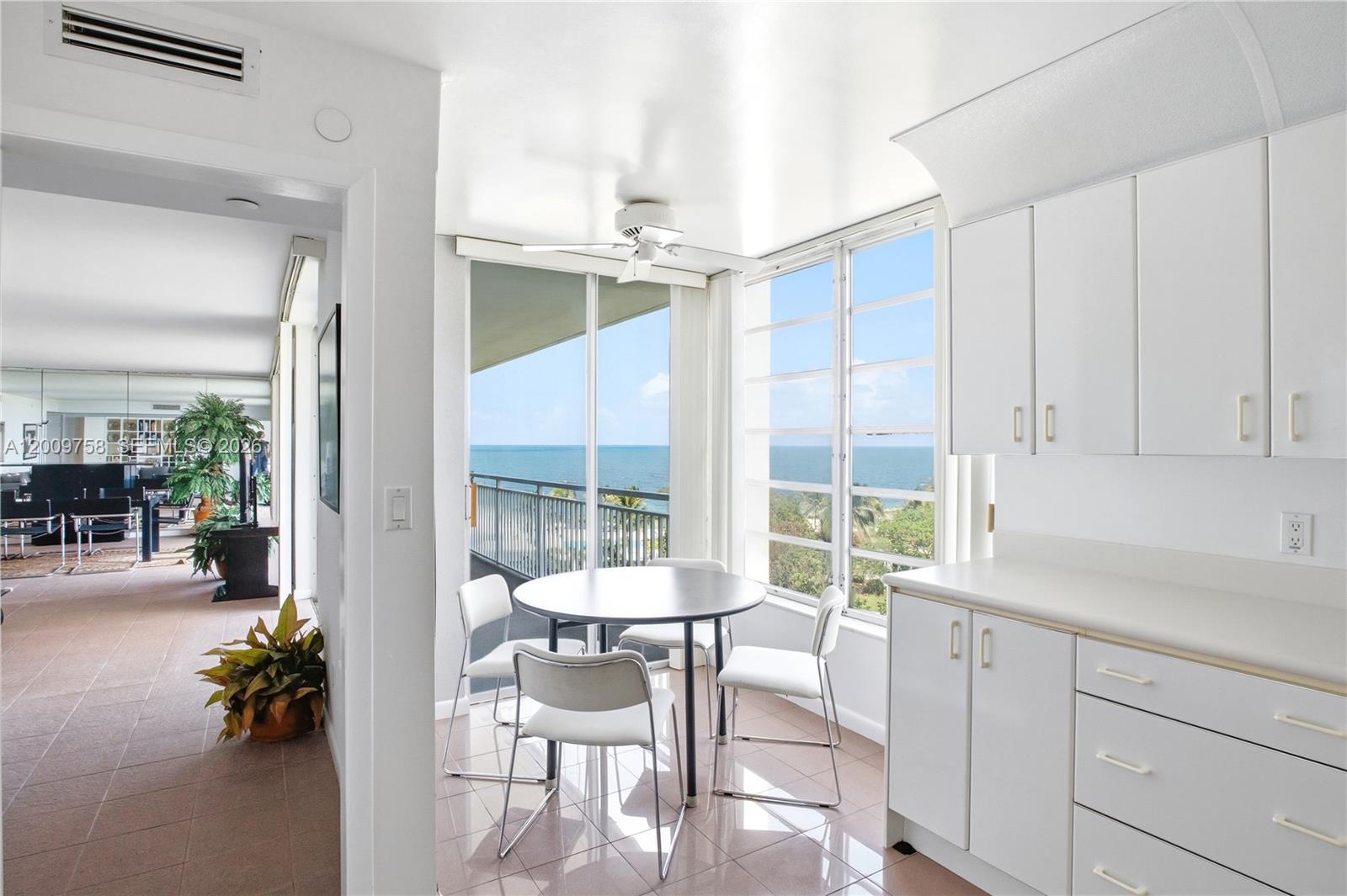 605 Ocean Dr #7L Key Biscayne, FL 33149