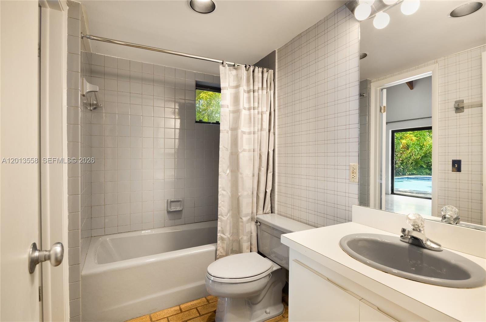 142 San Souci Dr Coral Gables, FL 33133