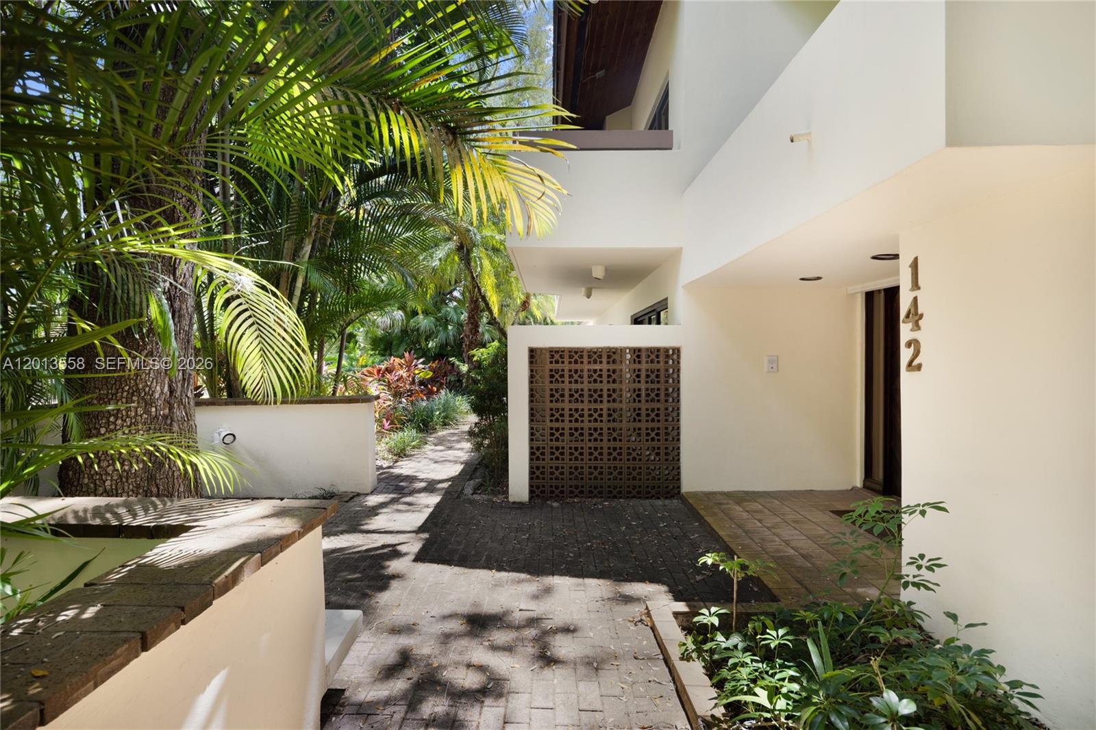 142 San Souci Dr Coral Gables, FL 33133