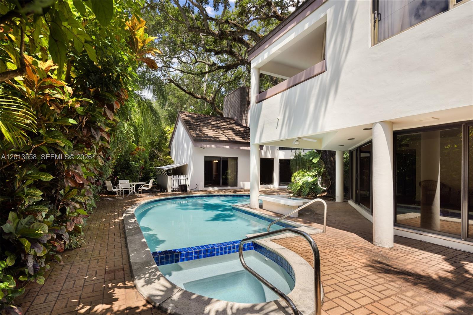 142 San Souci Dr Coral Gables, FL 33133