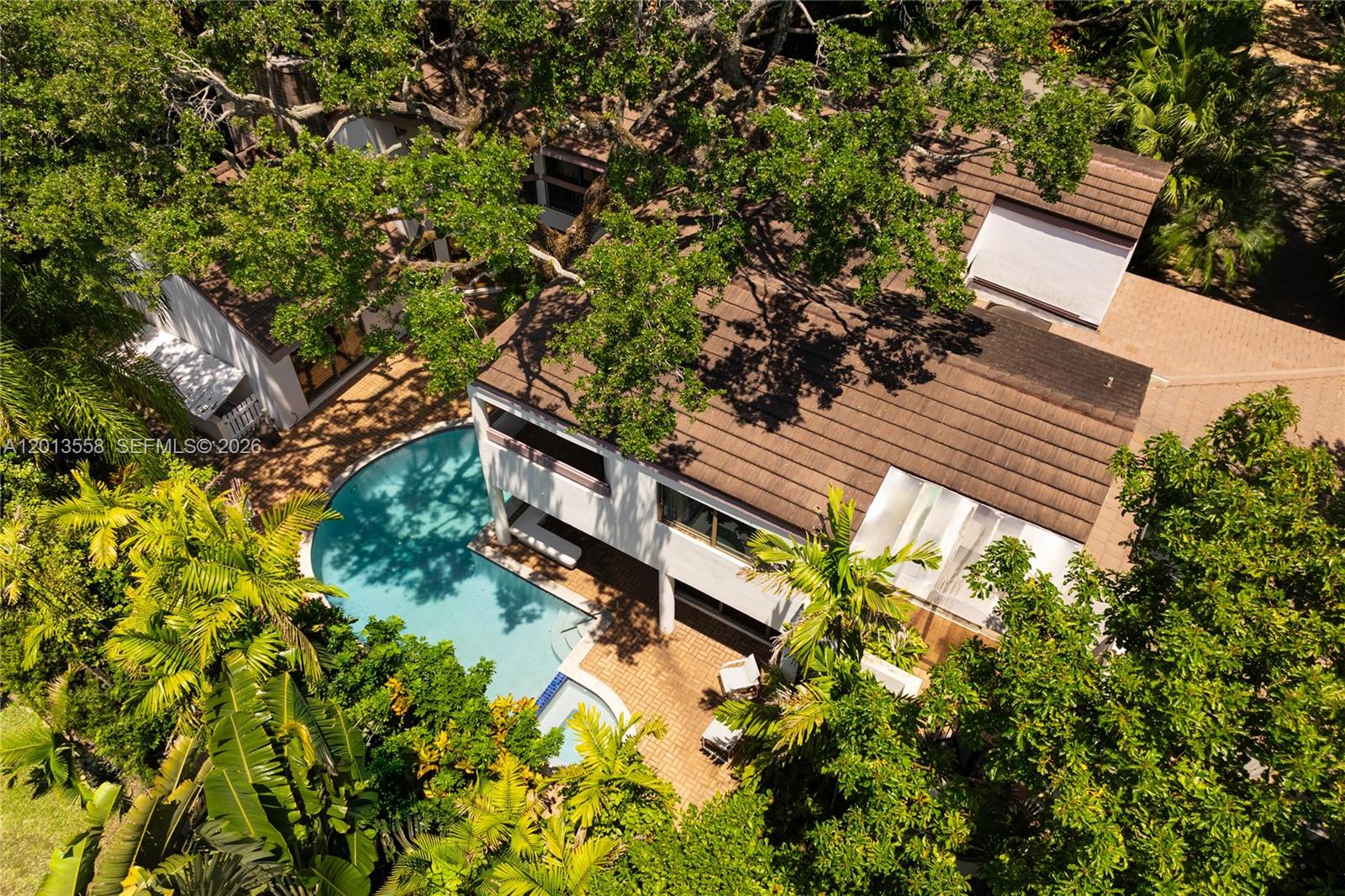 142 San Souci Dr Coral Gables, FL 33133