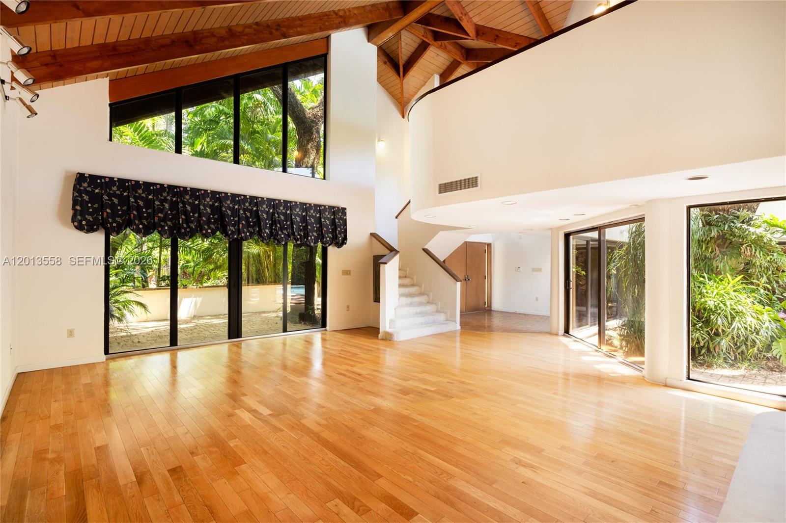 142 San Souci Dr Coral Gables, FL 33133