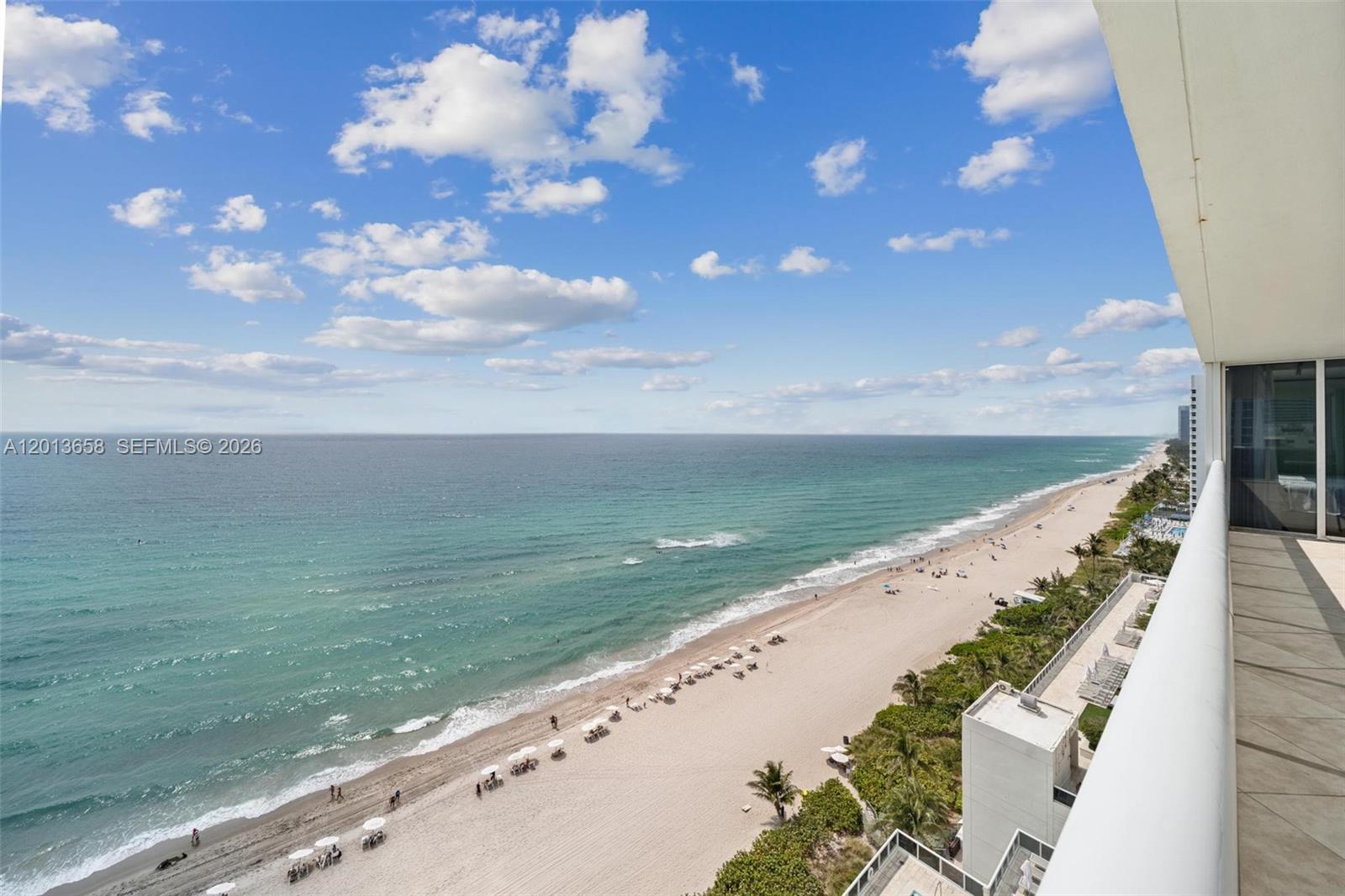 image Beach Club 214