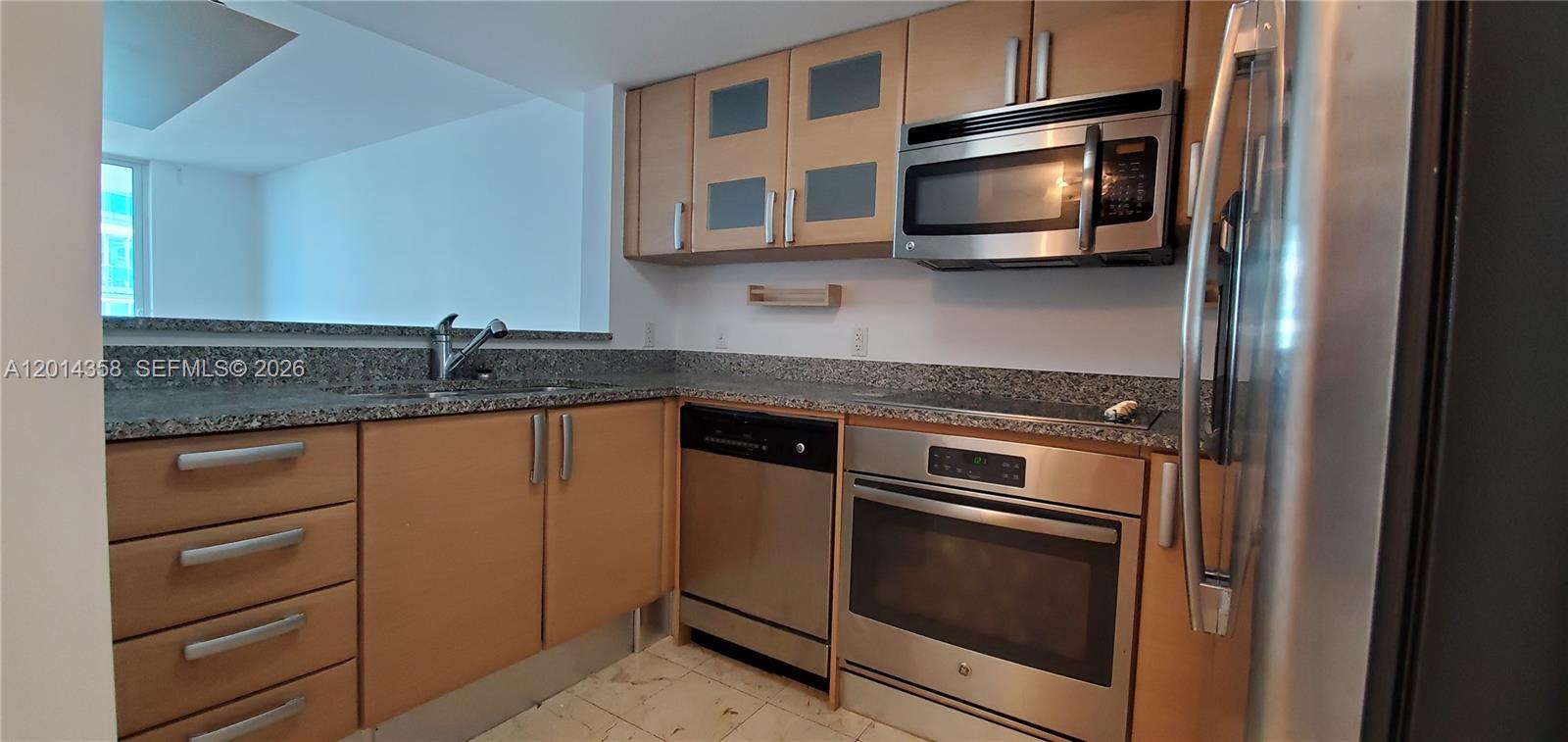 2101 Brickell Ave #1808 Miami, FL 33129