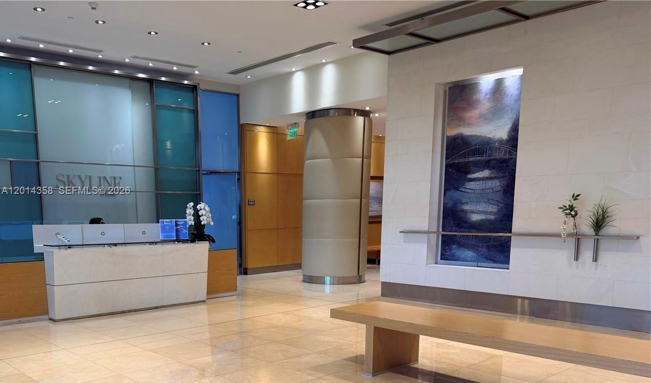 2101 Brickell Ave #1808 Miami, FL 33129