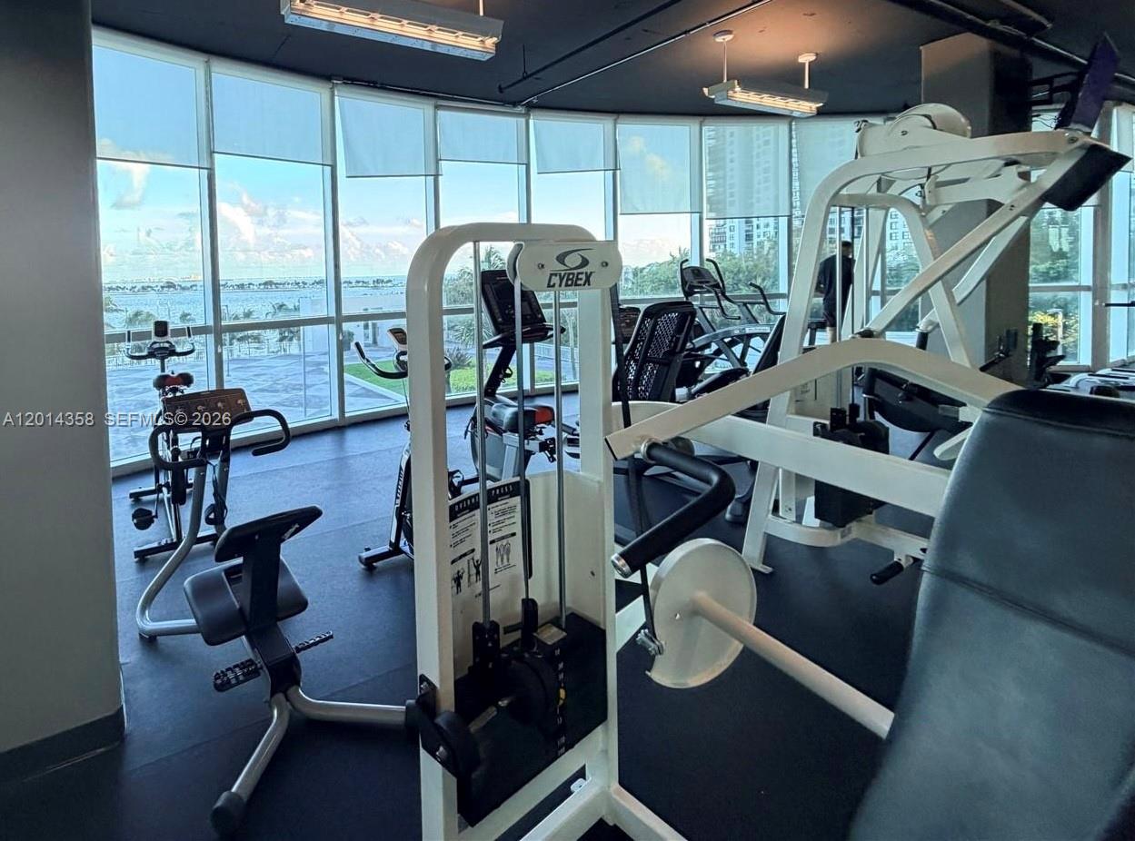 2101 Brickell Ave #1808 Miami, FL 33129