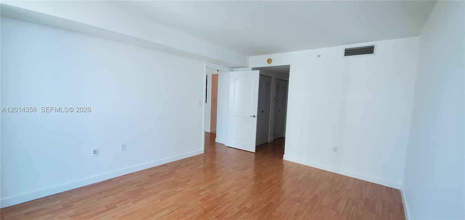 2101 Brickell Ave #1808 Miami, FL 33129