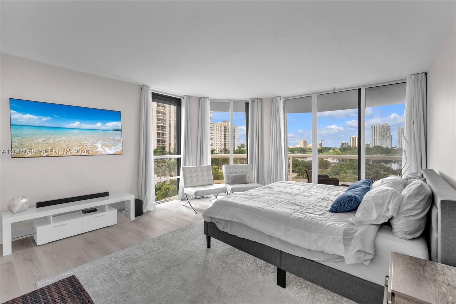 20191 E Country Clb Dr #601 Aventura, FL 33180