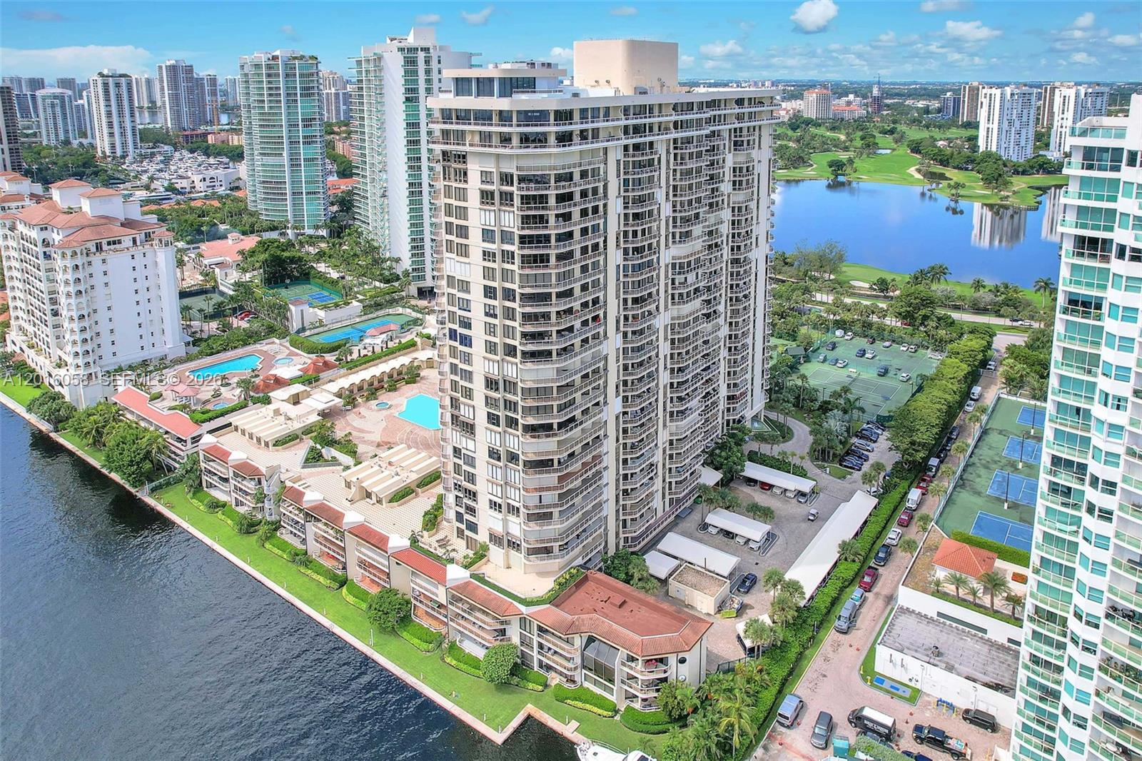 20191 E Country Clb Dr #601 Aventura, FL 33180