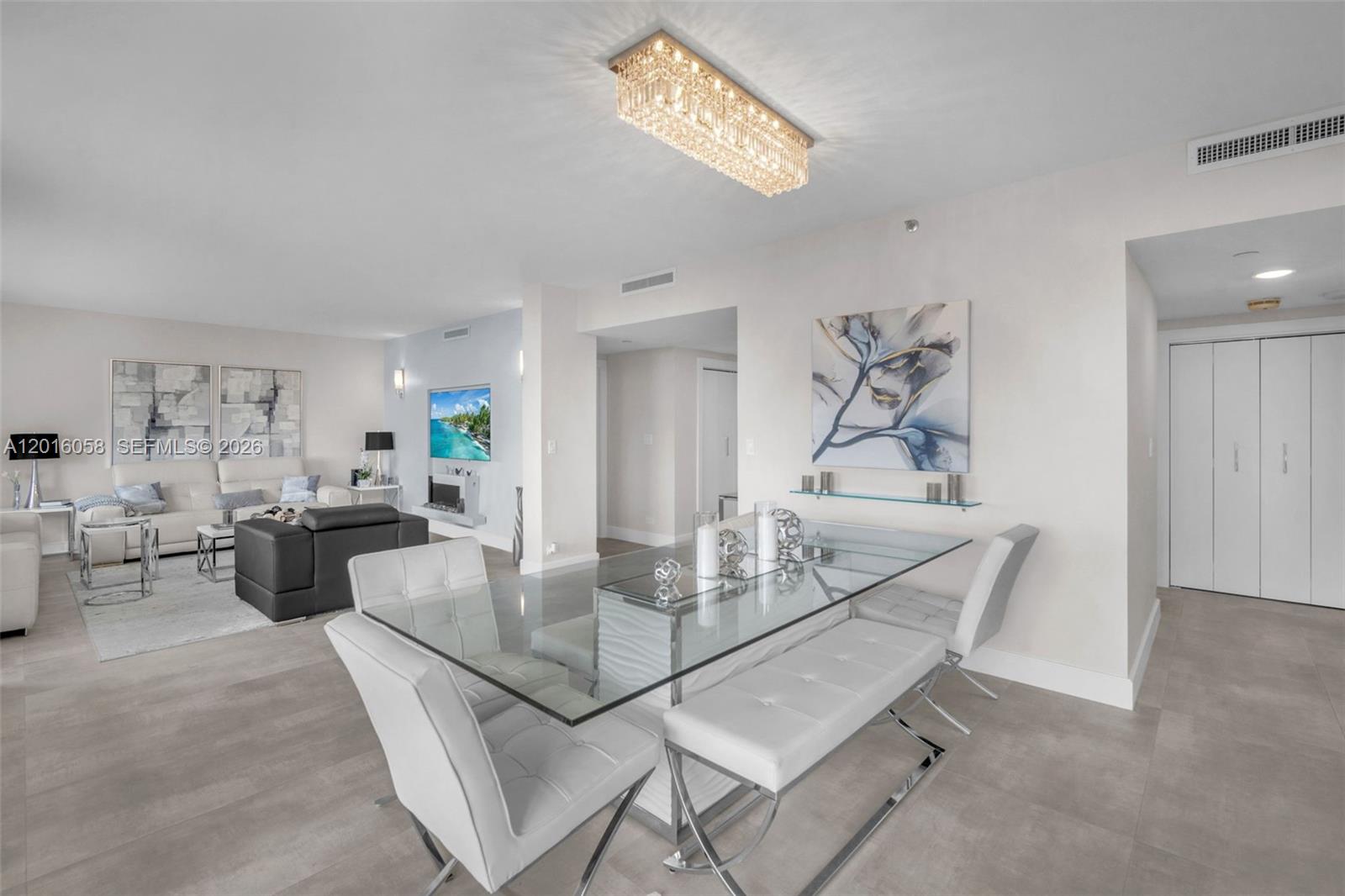 20191 E Country Clb Dr #601 Aventura, FL 33180