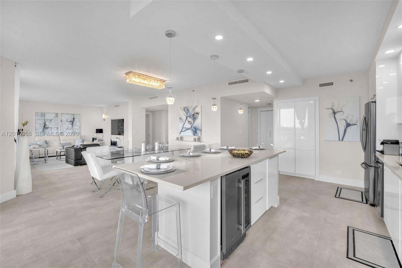 20191 E Country Clb Dr #601 Aventura, FL 33180