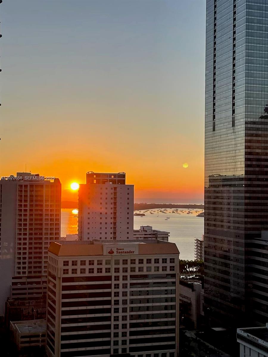 image Infinity at Brickell18