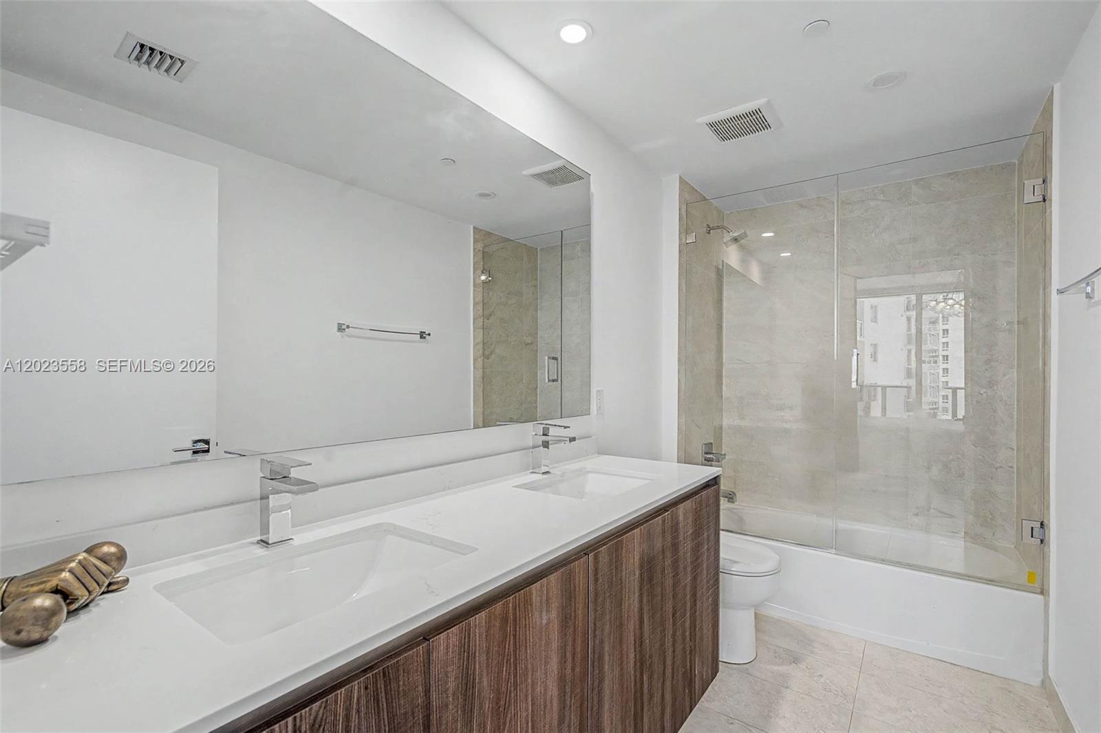 488 NE 18th St #3101 Miami, FL 33132