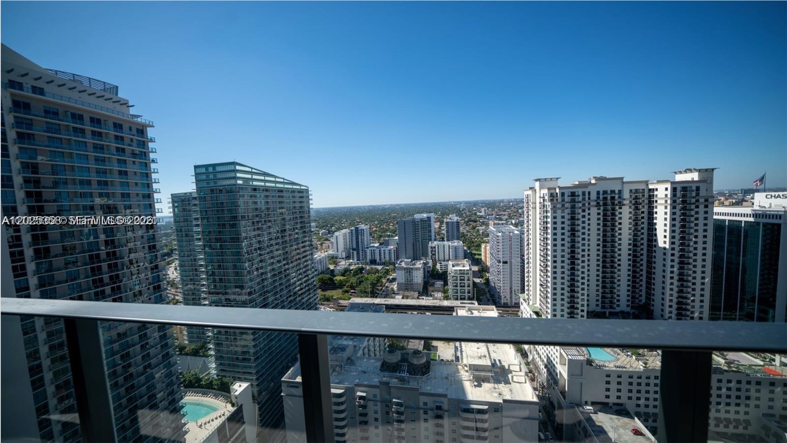 image Brickell Flatiron15