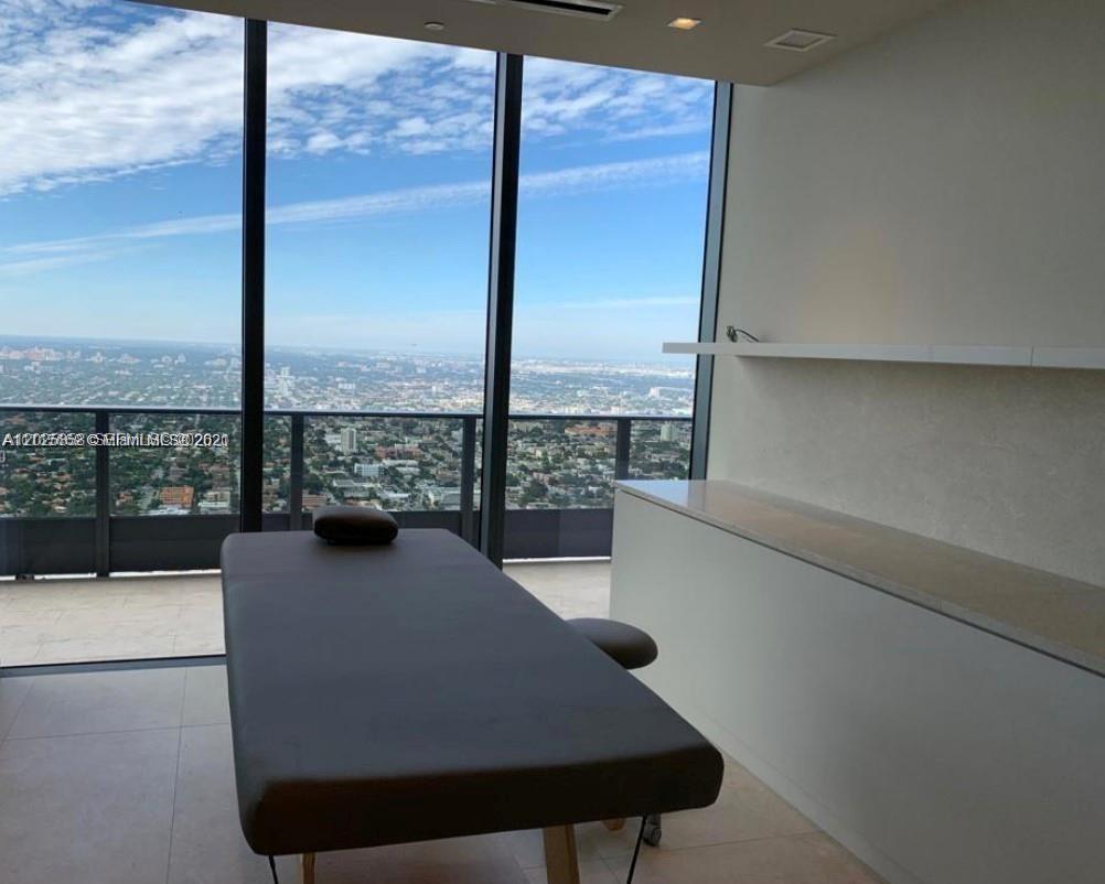 image Brickell Flatiron20