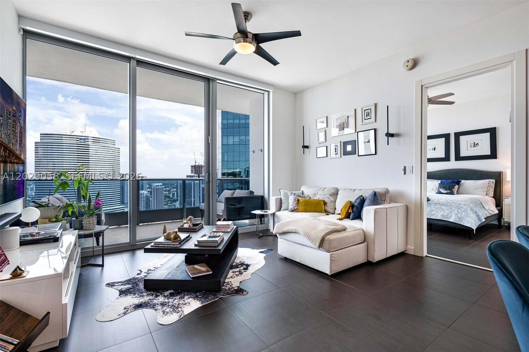 200 Biscayne Blvd Way #4812 Miami, FL 33131