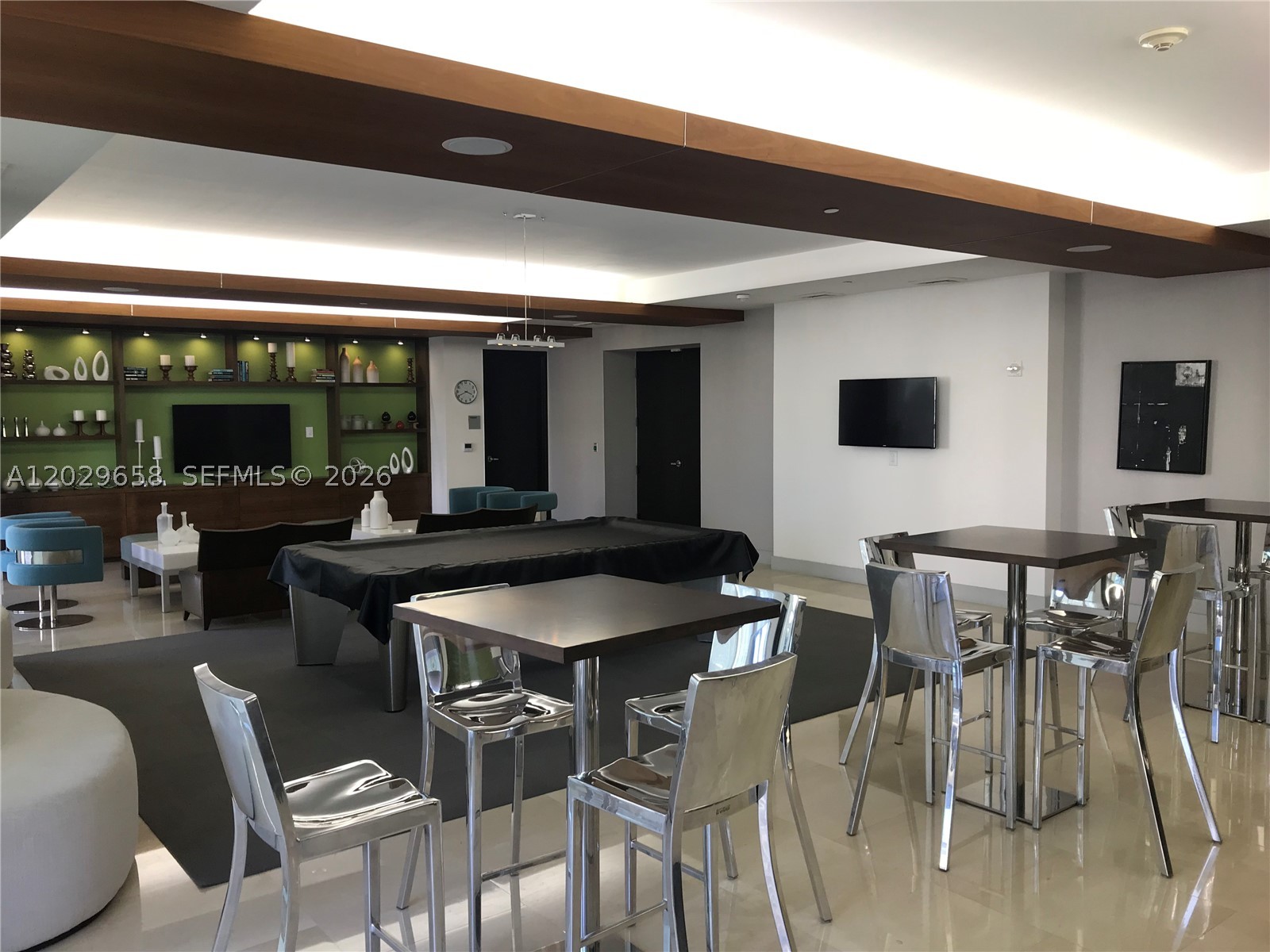image 500 Brickell West9