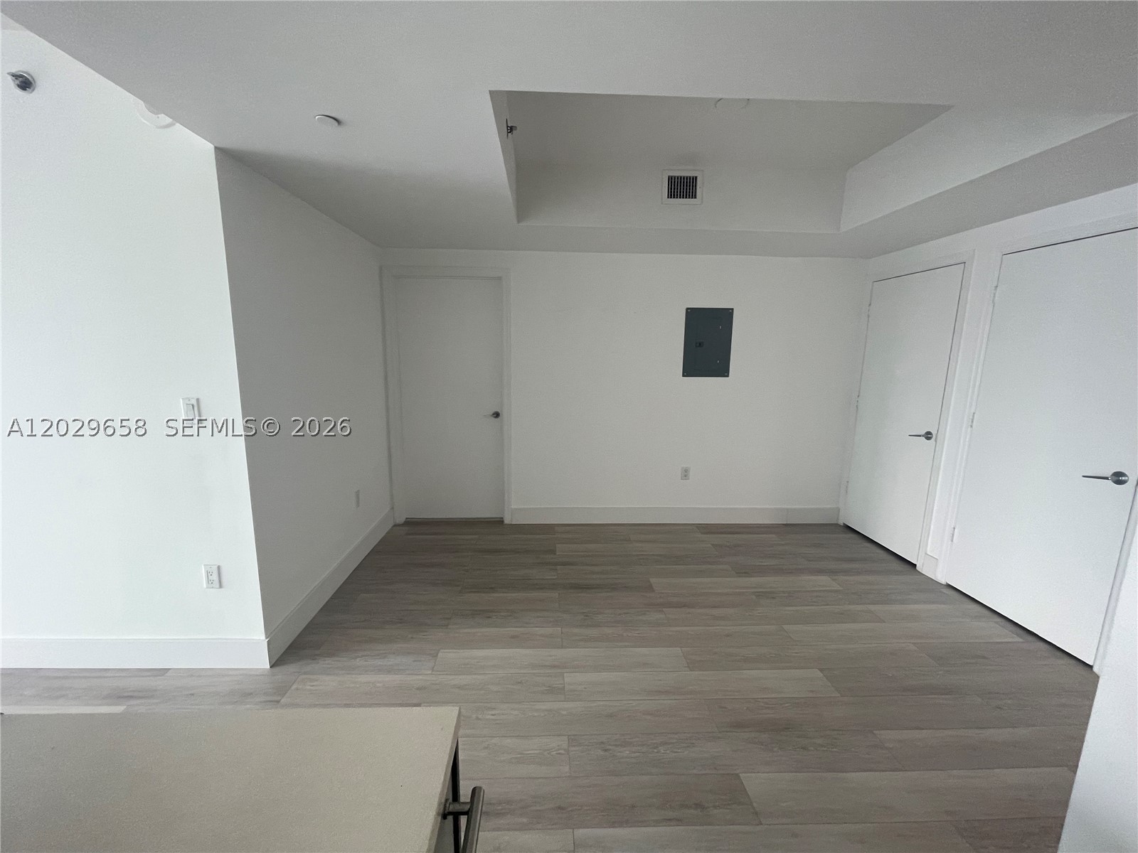 image 500 Brickell West16