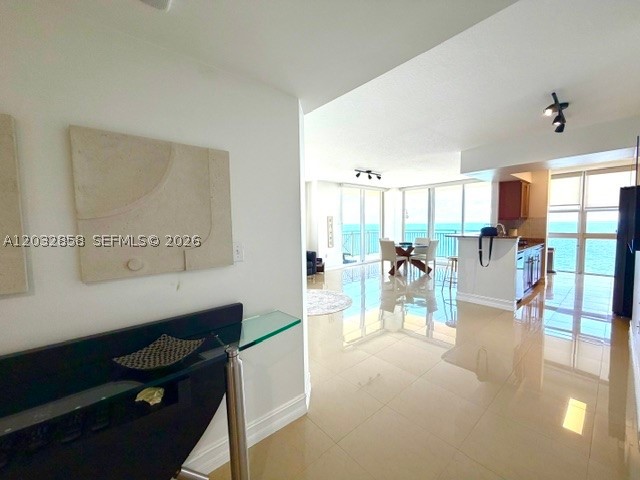 image 2080 Ocean Drive16