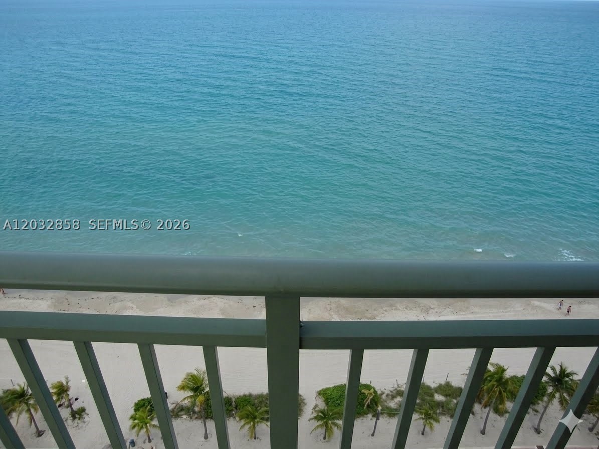 image 2080 Ocean Drive18