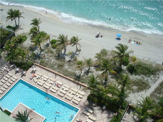 image 2080 Ocean Drive1