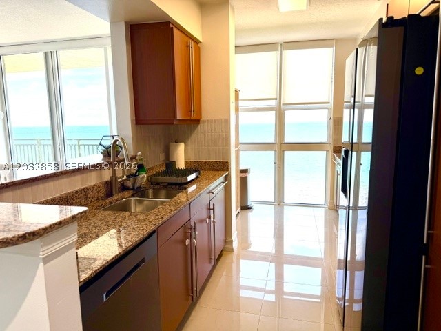 image 2080 Ocean Drive7