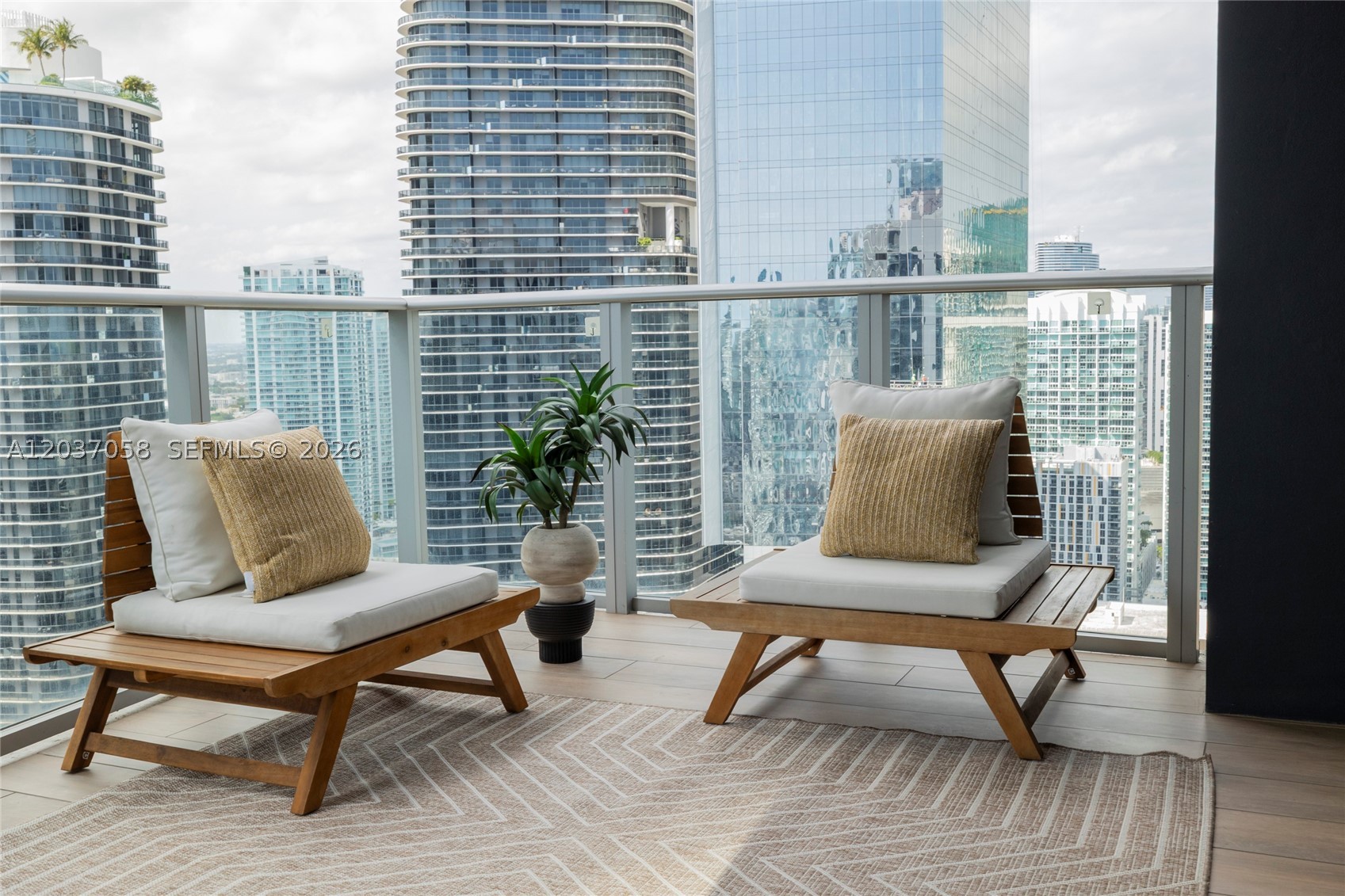 image 1010 Brickell19