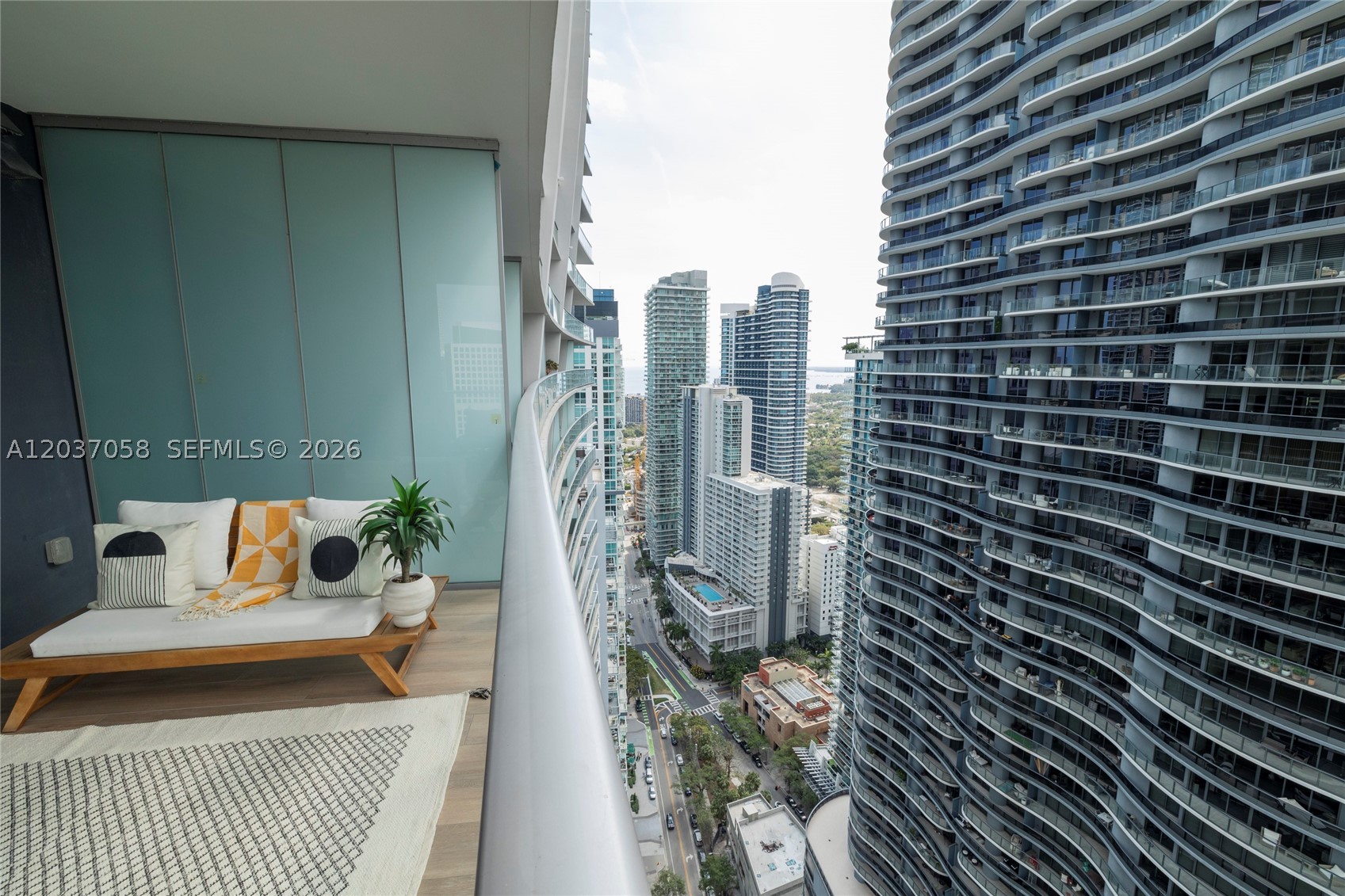 image 1010 Brickell23