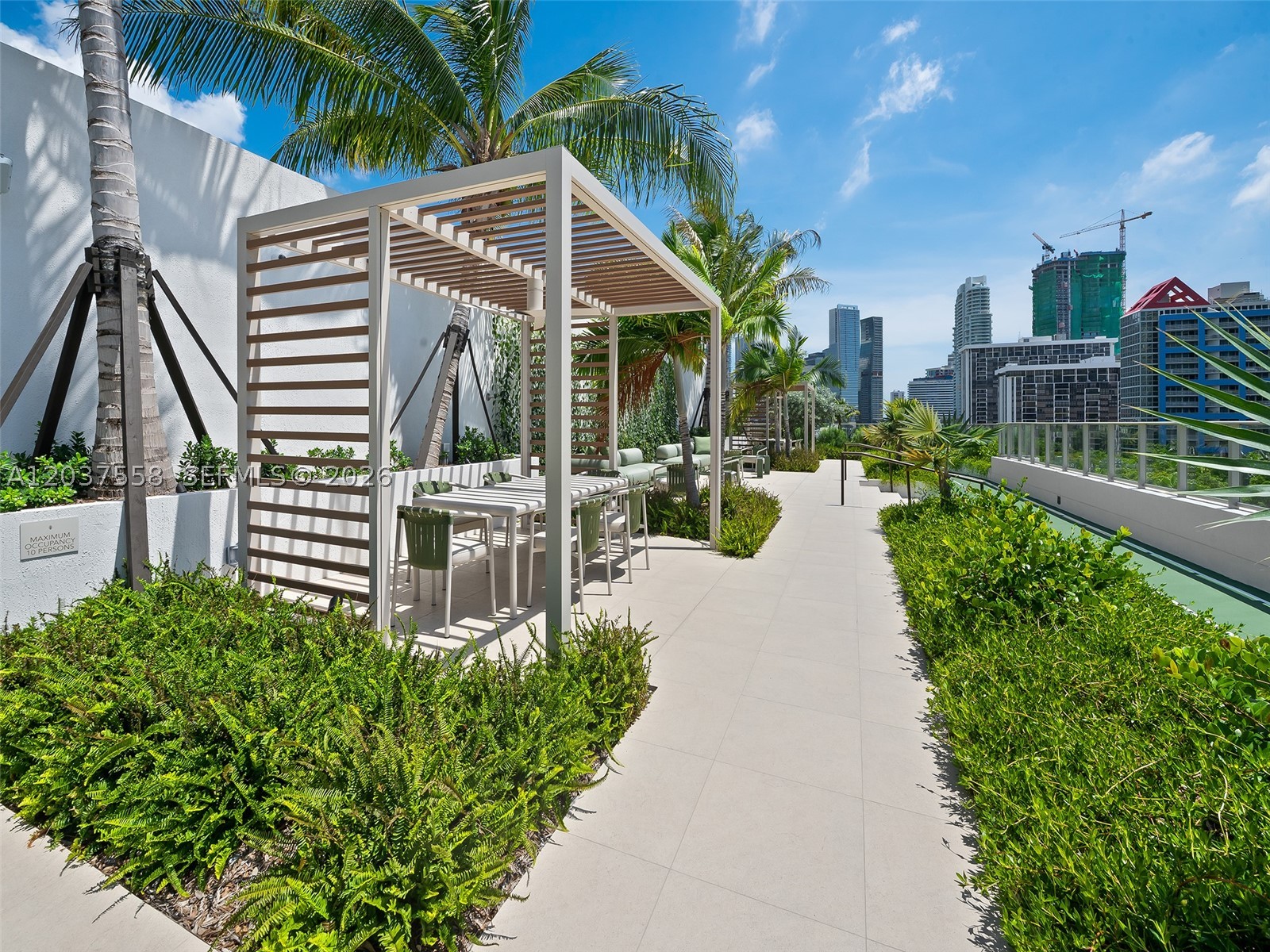 image 2200 Brickell68