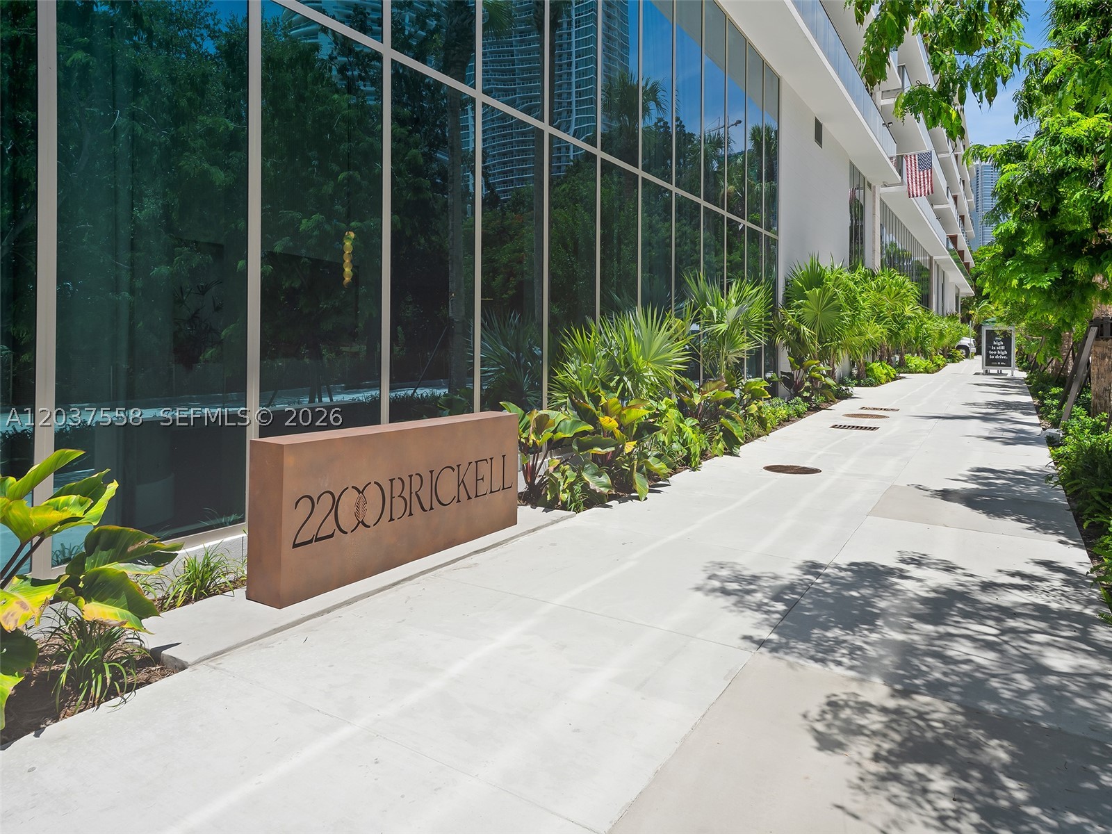 image 2200 Brickell82