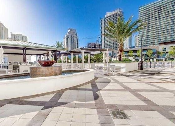 image Nine at Mary Brickell Village7