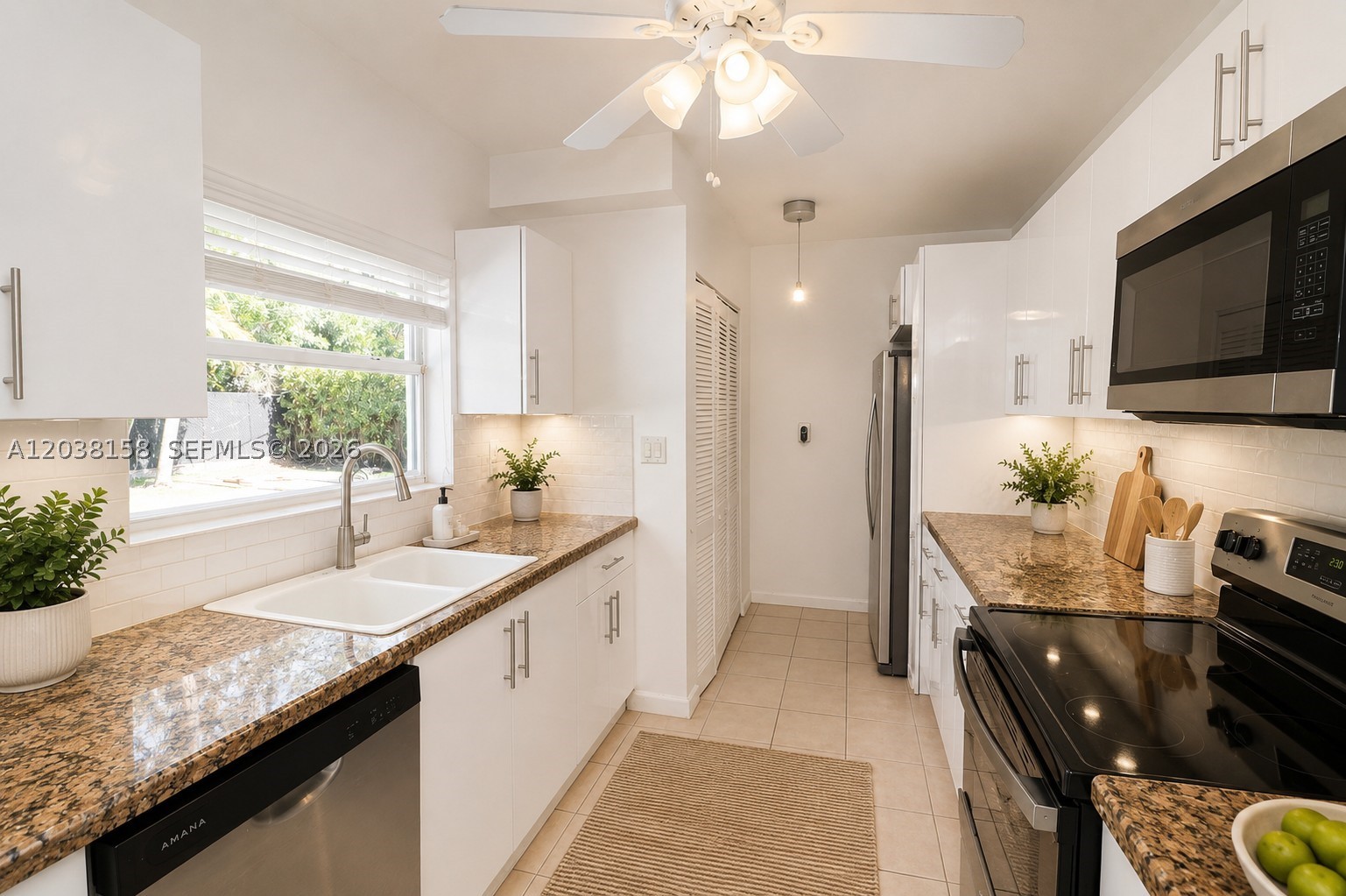 8025 SW 62nd Pl Miami, FL 33143