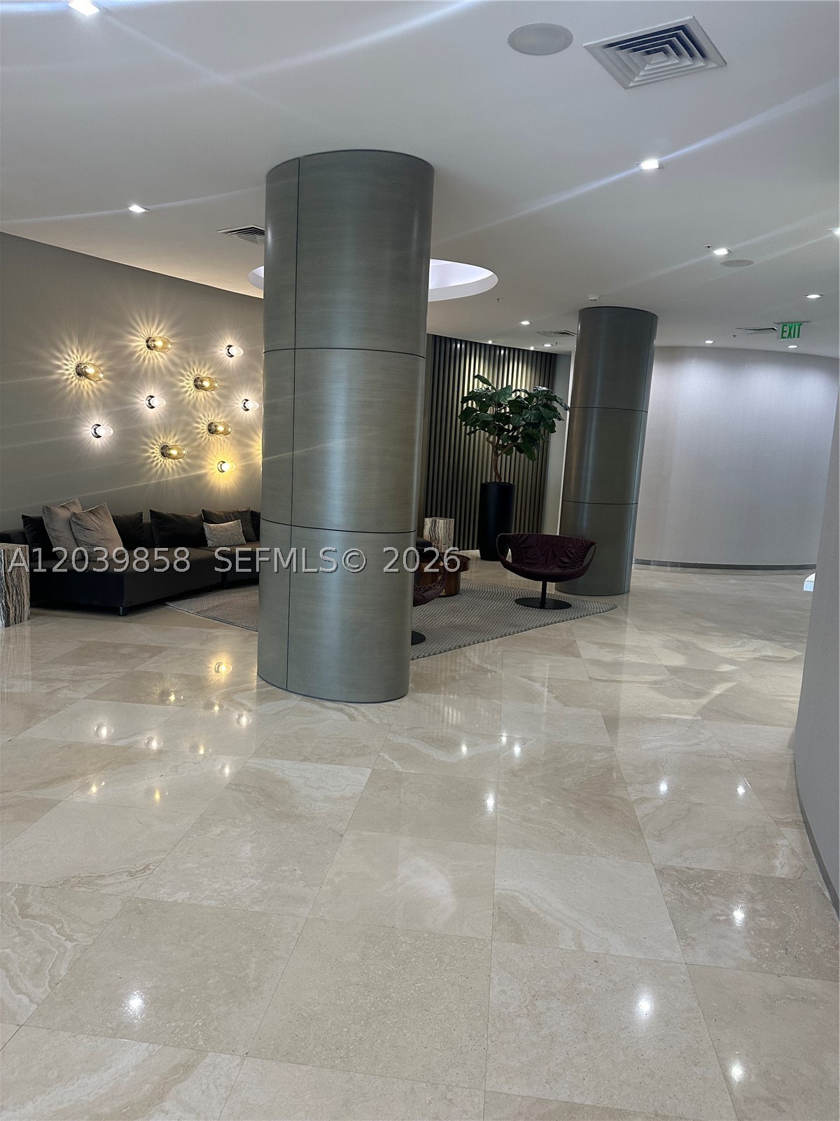 Undisclosed Address Bal Harbour, FL 33180