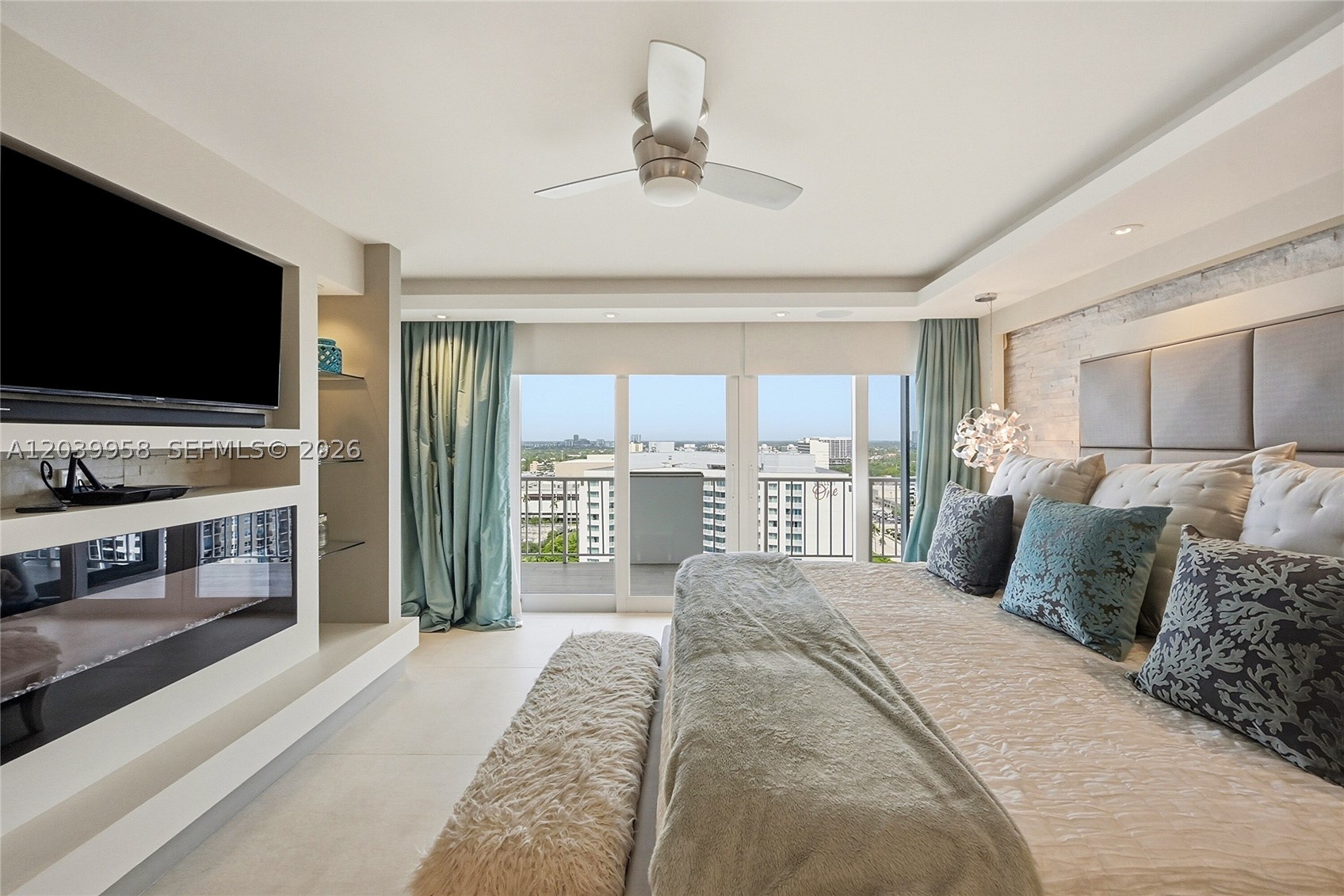 2800 E Sunrise Blvd #PHG Fort Lauderdale, FL 33304