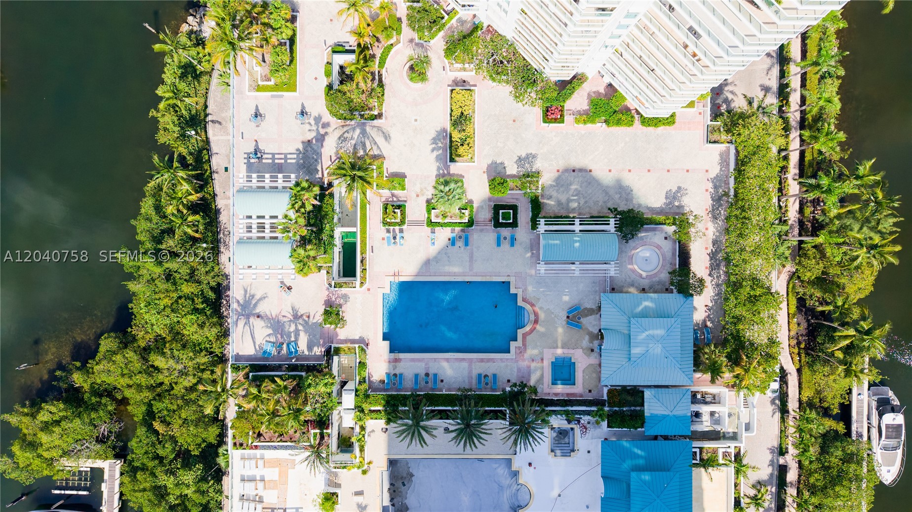 16400 Collins Ave #TH-4 Sunny Isles Beach, FL 33160