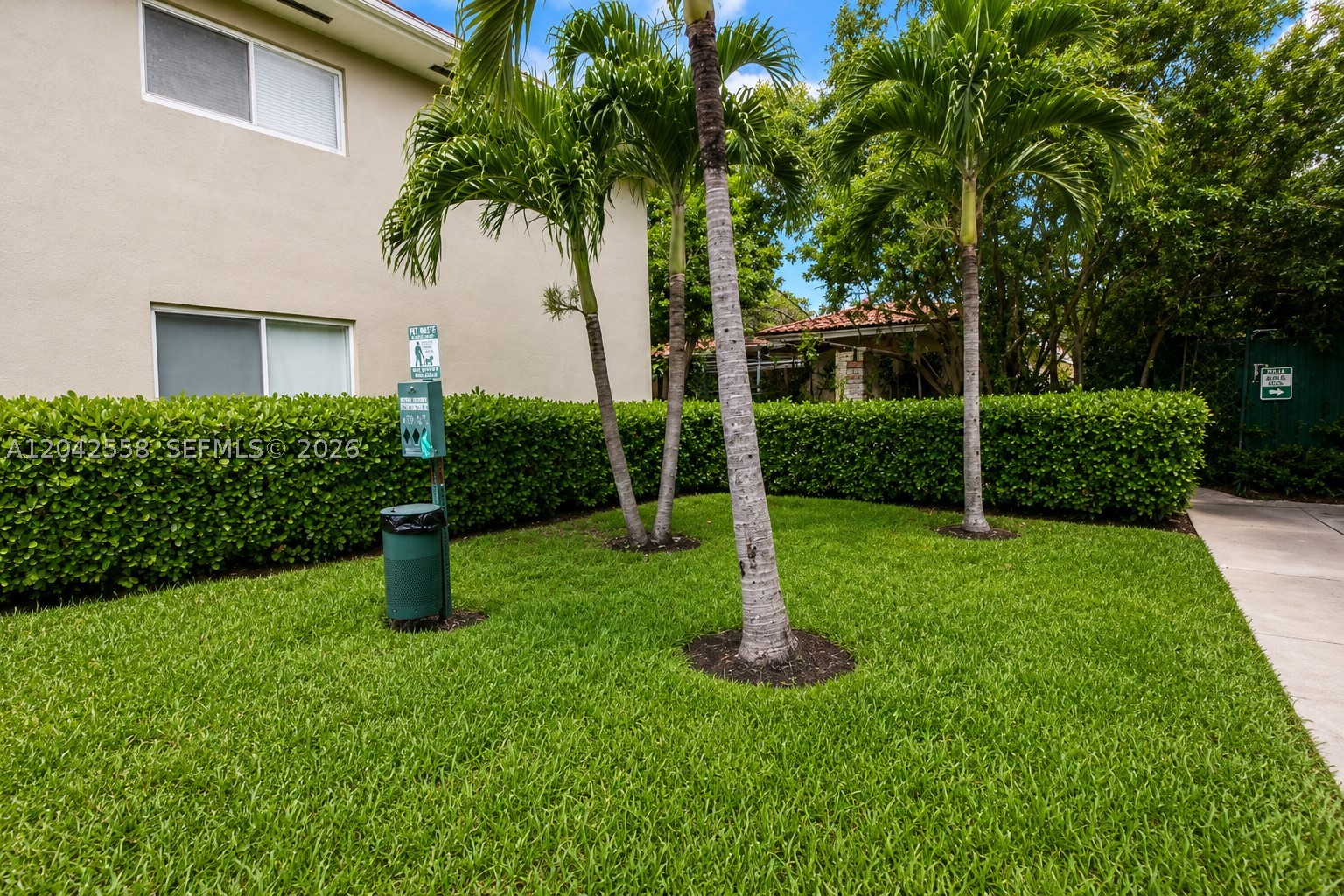 35 Edgewater Dr #107 Coral Gables, FL 33133