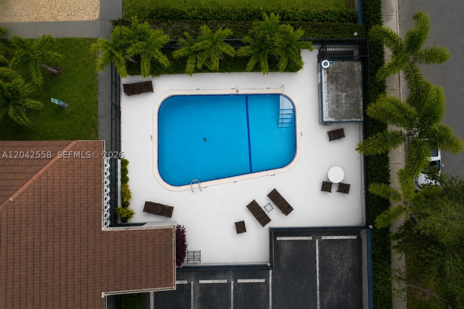 35 Edgewater Dr #107 Coral Gables, FL 33133