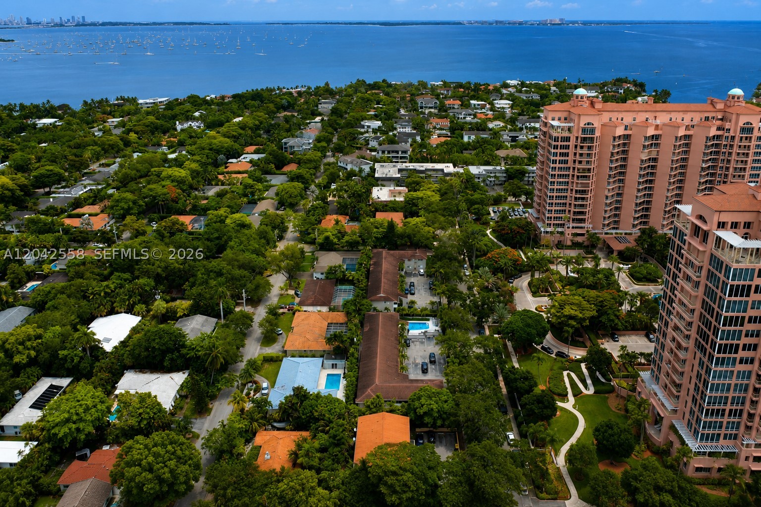 35 Edgewater Dr #107 Coral Gables, FL 33133
