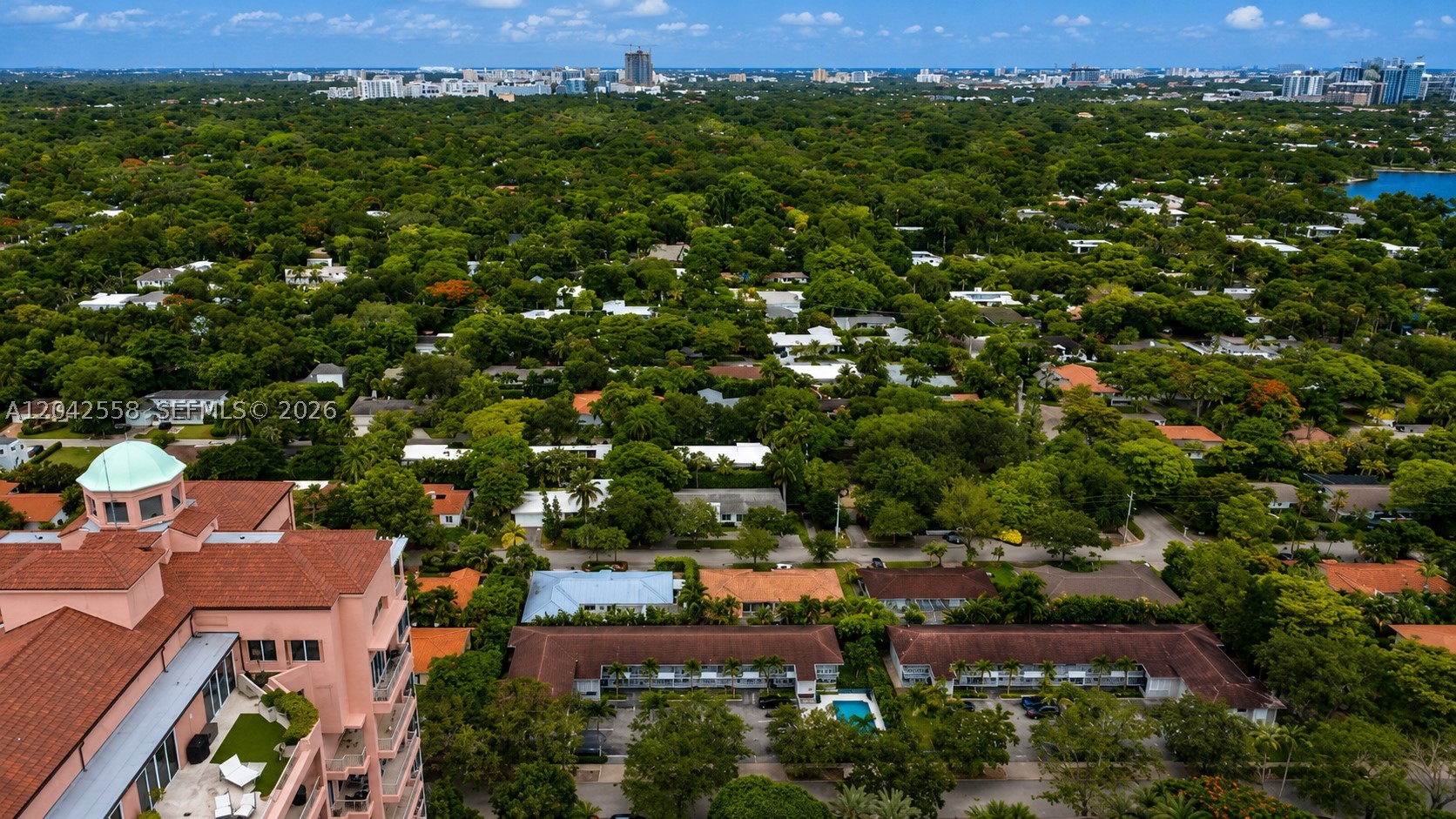 35 Edgewater Dr #107 Coral Gables, FL 33133