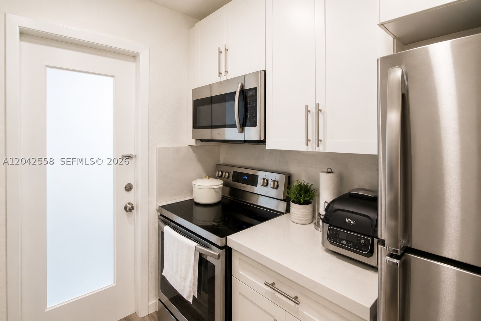 35 Edgewater Dr #107 Coral Gables, FL 33133