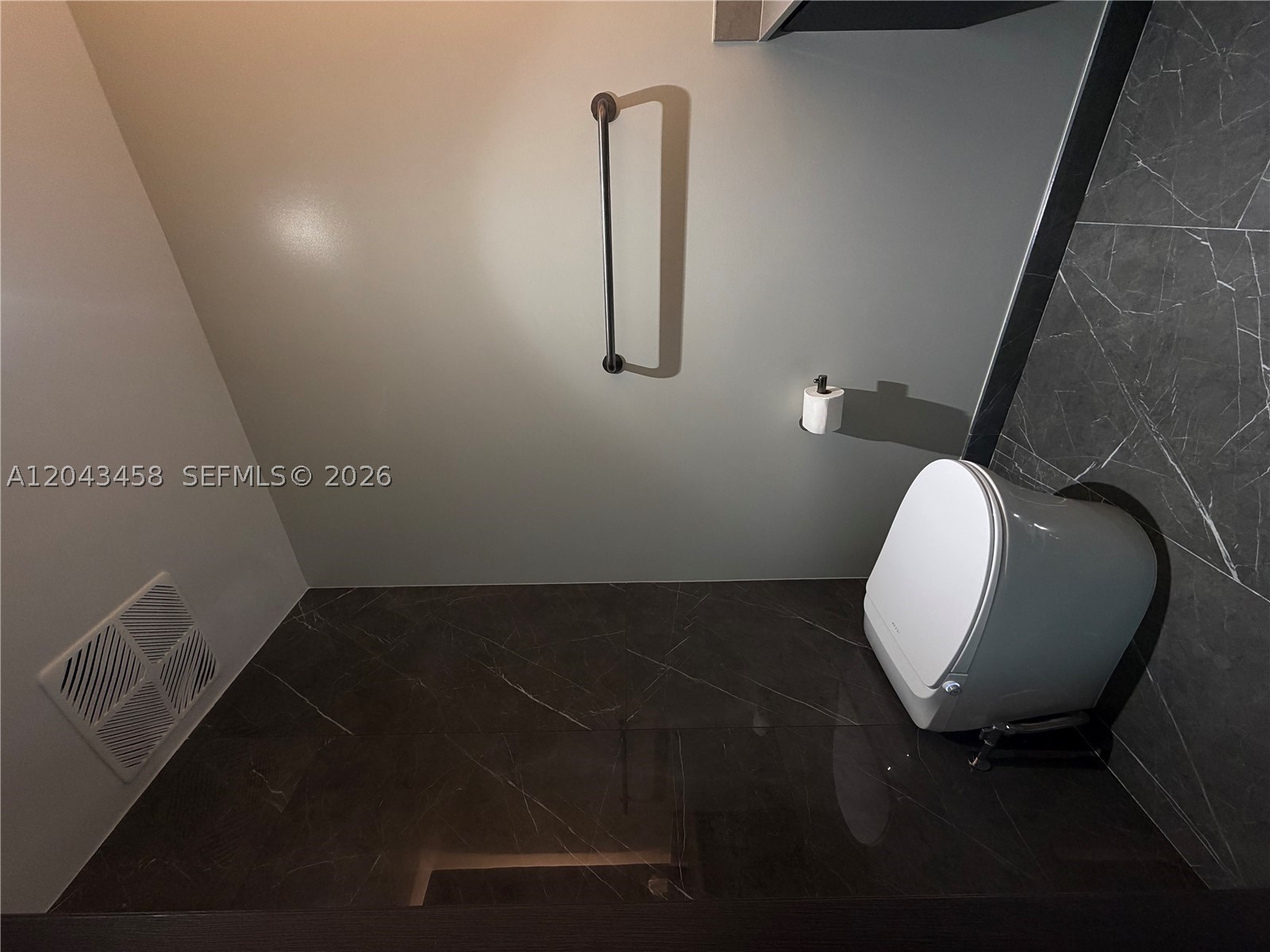 20 NE 11th St #5103 Miami, FL 33132