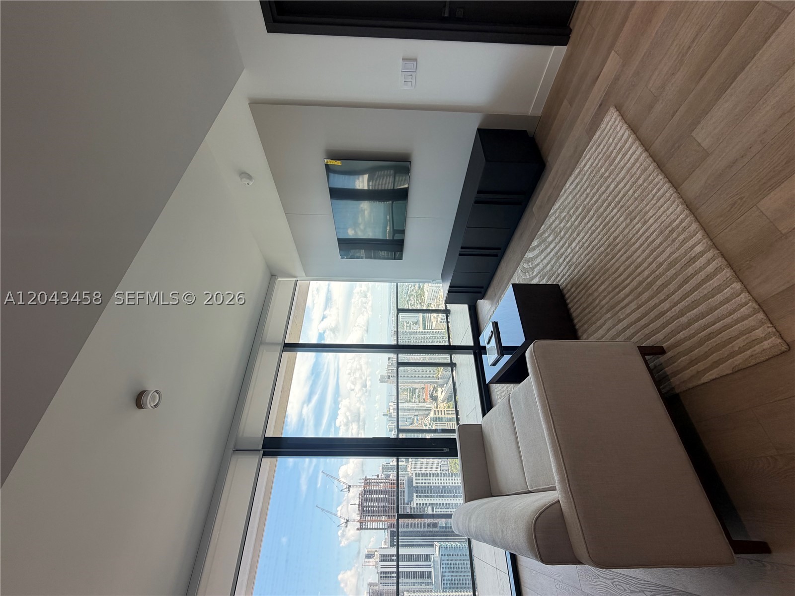 20 NE 11th St #5103 Miami, FL 33132