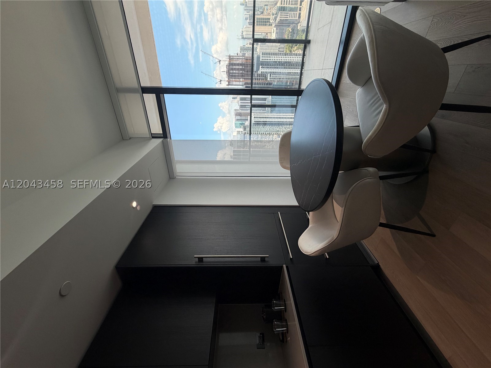 20 NE 11th St #5103 Miami, FL 33132