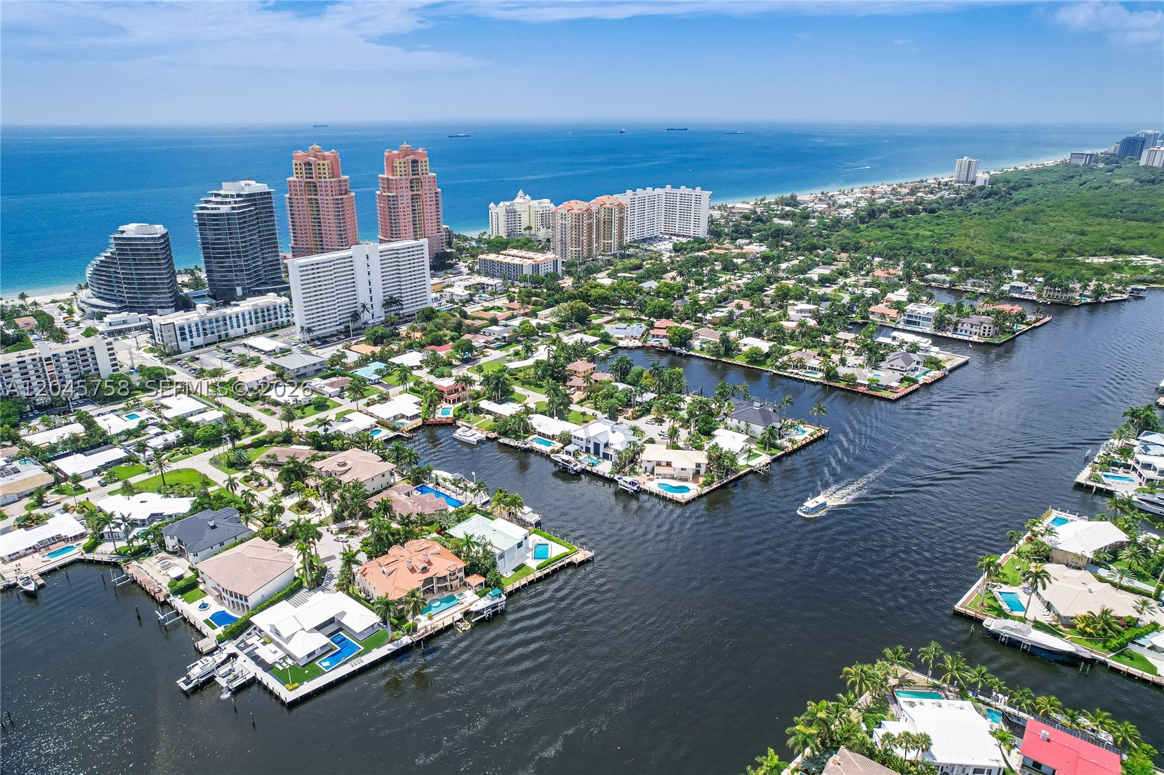 2500 Bayview Dr Fort Lauderdale, FL 33305