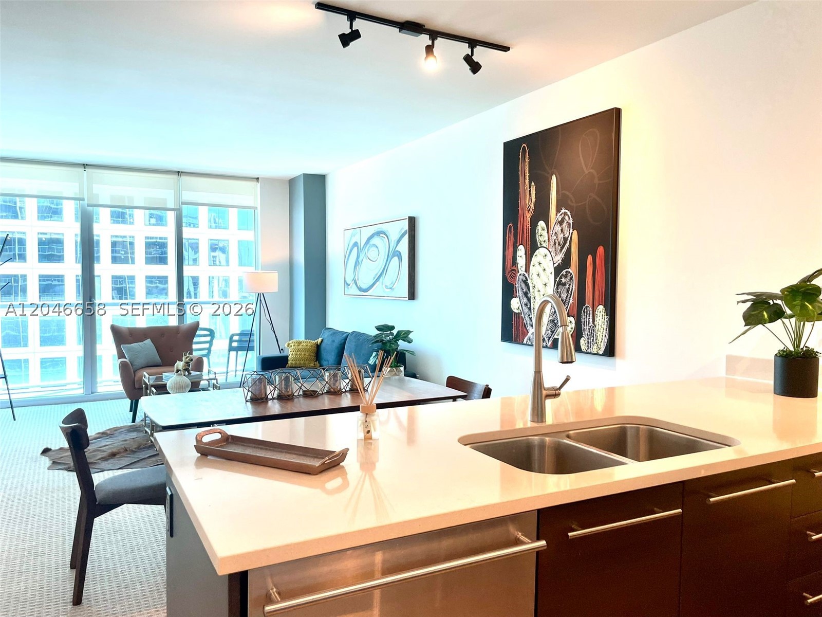 500 Brickell Ave #2006 Miami, FL 33131