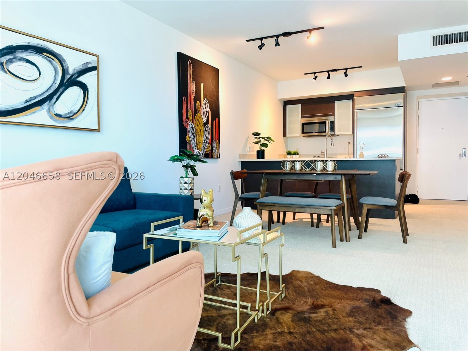 500 Brickell Ave #2006 Miami, FL 33131