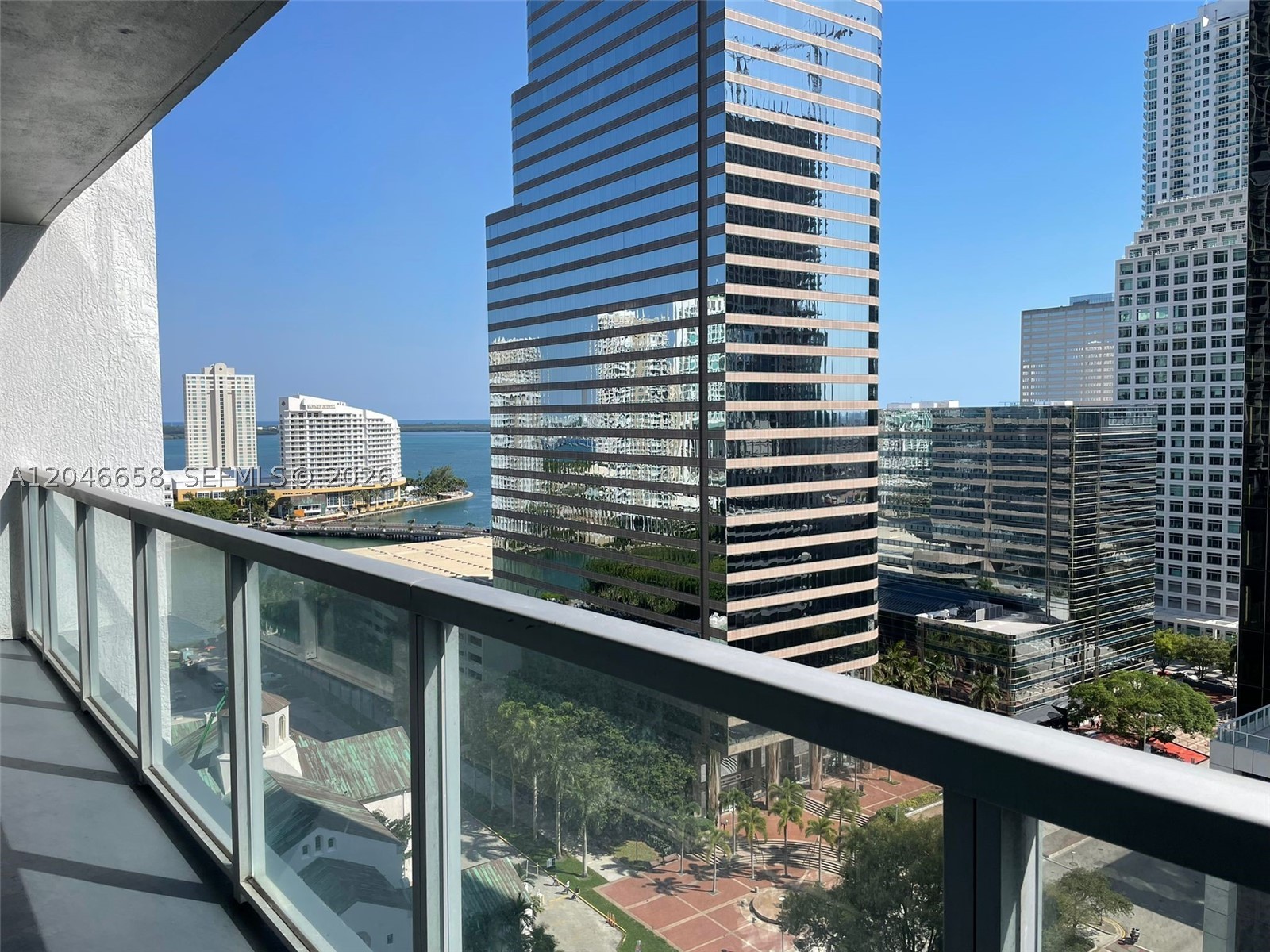 500 Brickell Ave #2006 Miami, FL 33131