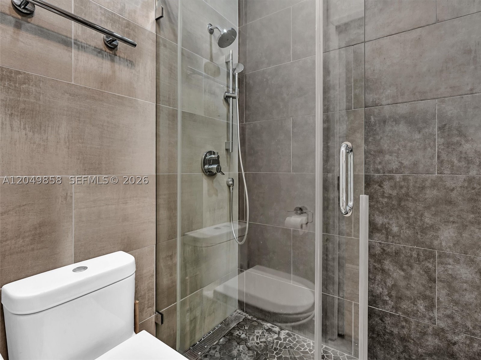 2901 S Bayshore Dr #1G Miami, FL 33133