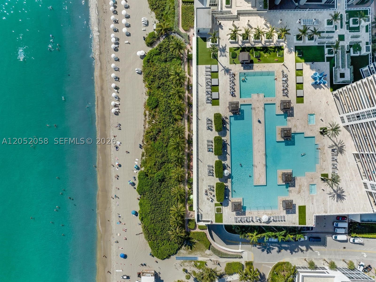 image Beach Club 337